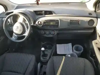 Verschrottungsfahrzeug toyota yaris active des jahres 2013 angetrieben 1kr