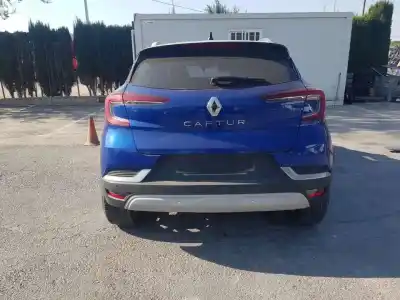 Sloopvoertuig renault captur ii equilibre van het jaar 2022 aangedreven h4d470