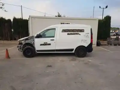 Veículo de Sucata dacia dokker essential do ano 2018 alimentado h4md740