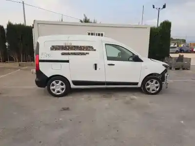 Veículo de Sucata dacia dokker essential do ano 2018 alimentado h4md740