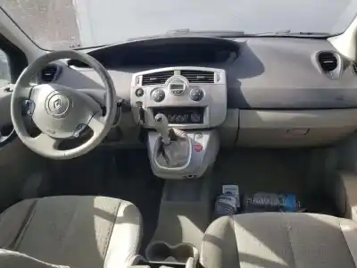 Veículo de Sucata renault scenic ii authentique do ano 2005 alimentado f9q812