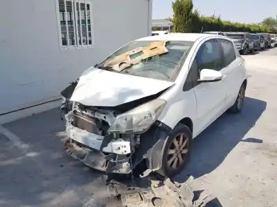 Veículo de Sucata toyota yaris active do ano 2013 alimentado 1nd