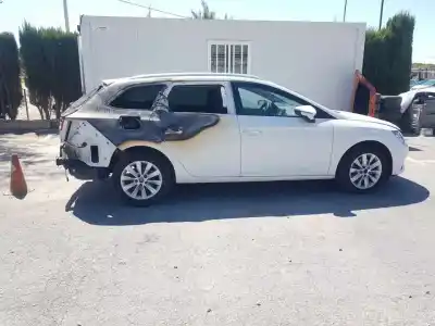 Здавання транспортного засобу seat leon st (5f8) reference року 2018 потужний dgte