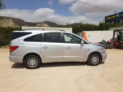 Здавання транспортного засобу ssangyong rodius xdi року 2010 потужний d27dt