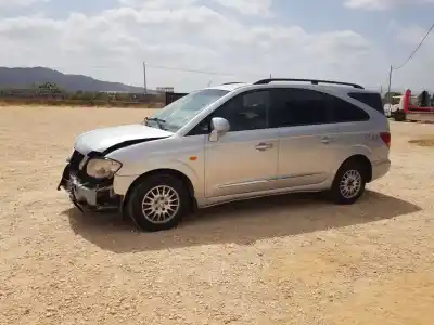 Здавання транспортного засобу ssangyong rodius xdi року 2010 потужний d27dt