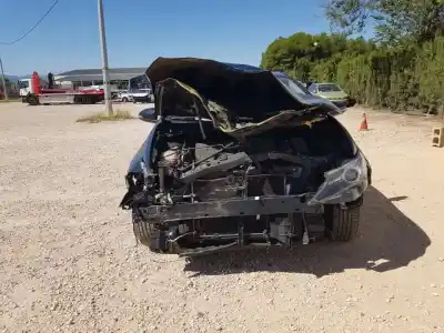 Veículo de Sucata toyota auris active do ano 2013 alimentado 1zr