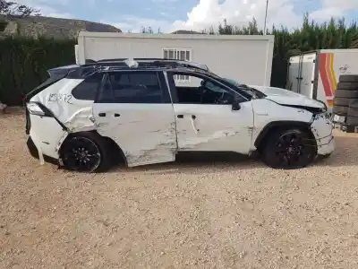 Veicolo di demolizione toyota rav4 hybrid 4x2 advance dell'anno 2021 alimentato a25a