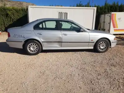 Veículo de Sucata bmw serie 5 berlina (e39) 530d do ano 1999 alimentado 306d1d