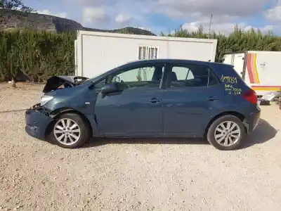 Veículo de Sucata toyota auris sol do ano 2008 alimentado 1zrfe
