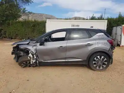 Sloopvoertuig renault captur ii techno van het jaar 2024 aangedreven h5h490