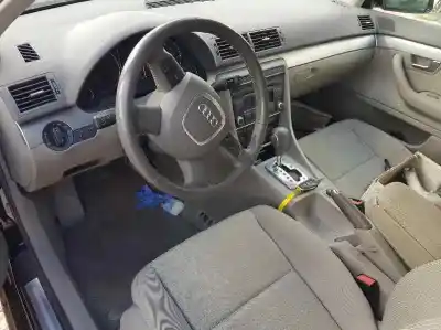 Scrapping Vehicle audi a4 berlina (8e) a4 berlina of the year 2007 powered bre