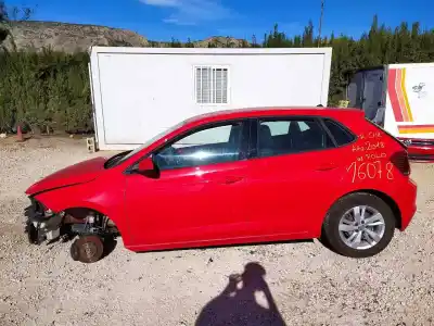 Veicolo di demolizione volkswagen polo advance dell'anno 2018 alimentato chzl