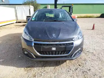 Veículo de Sucata peugeot 208 signature do ano 2018 alimentado hm05