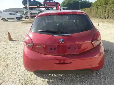 Veículo de Sucata peugeot 208 style do ano 2018 alimentado hm05