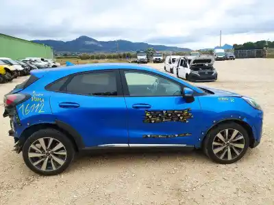 Scrapping Vehicle FORD PUMA TITANIUM of the year 2021 powered B7JB