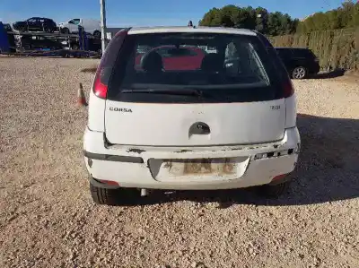 Veicolo di demolizione opel corsa c essentia dell'anno 2005 alimentato z13dt