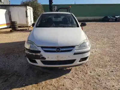 Veicolo di demolizione opel corsa c essentia dell'anno 2005 alimentato z13dt