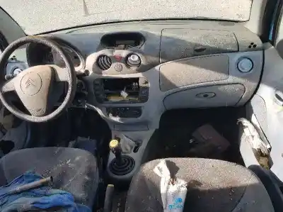 Veículo de Sucata citroen c3 sx do ano 2002 alimentado 8hx