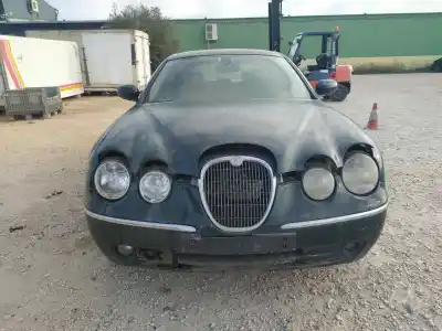 Здавання транспортного засобу jaguar s-type executive року 2004 потужний 7b