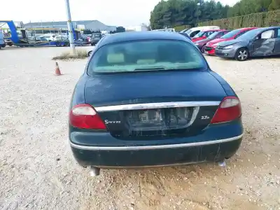 Здавання транспортного засобу jaguar s-type executive року 2004 потужний 7b