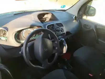 Veículo de Sucata renault kangoo express do ano 2022 alimentado 5aq604