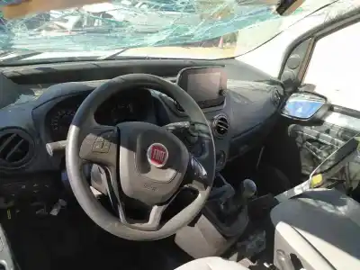 Veículo de Sucata fiat fiorino adventure sx combi do ano 2023 alimentado 46345266