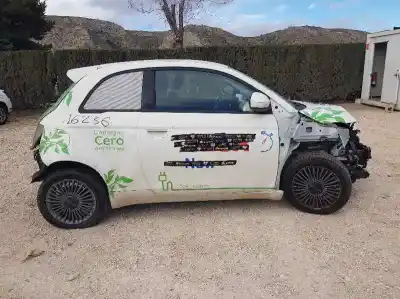 Veículo de Sucata fiat 500 e icon do ano 2022 alimentado 46348460
