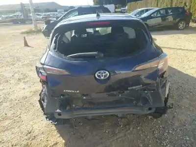 Veicolo di demolizione toyota corolla (e21) hybrid active dell'anno 2021 alimentato 2zr