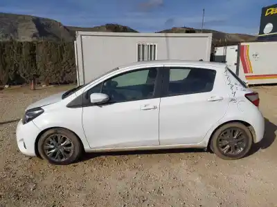 Veículo de Sucata toyota yaris active do ano 2017 alimentado 1kr