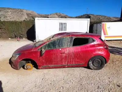 Veículo de Sucata renault clio v business edition do ano 2022 alimentado h4d470