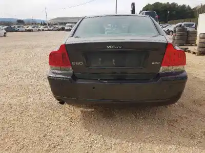 Hurda Aracı volvo s60 berlina 2.4 d yılın 2007 güçlü d5244t5