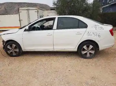 Veículo de Sucata SKODA RAPID AMBITION do ano 2017 alimentado CXMA