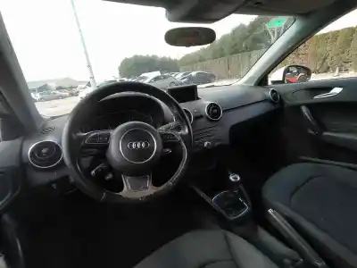 Здавання транспортного засобу audi a1 (8x) attraction року 2011 потужний cayb Здавання транспортного засобу audi a1 (8x) attraction року 2011 потужний cayb