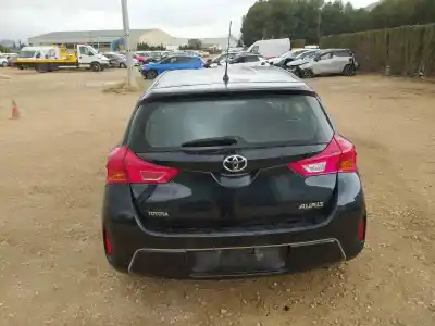 Veicolo di demolizione toyota auris active dell'anno 2014 alimentato 1nd