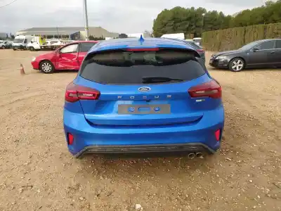 Veicolo di demolizione ford focus lim. st-line dell'anno 2022 alimentato r0db