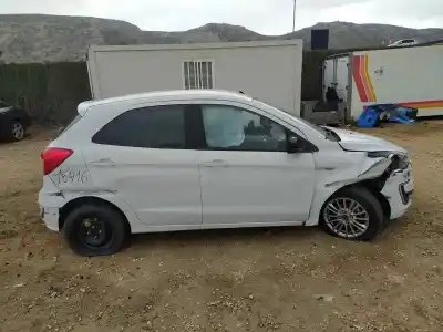 Veículo de Sucata ford ka+ ultimate do ano 2019 alimentado bike