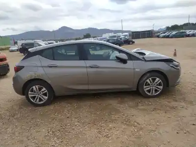 Veículo de Sucata opel astra k (b16) 1.6 cdti (68) do ano 2017 alimentado b16dte