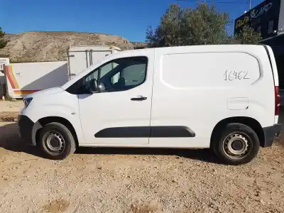 Sloopvoertuig peugeot                                            partner furgoneta/monovolumen (k9)                                                                                                                                                                                                                         1.5 bluehdi 100                                                                                                                                                                                                                                            van het jaar 2021 aangedreven yh01