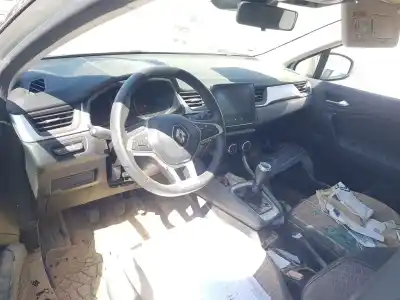 Scrapping Vehicle renault captur ii (hf_) tce 90 (hfm6) of the year 2023 powered h4d470