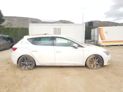 Здавання транспортного засобу SEAT LEON (5F1) 1.6 TDI року 2020 потужний DGTE