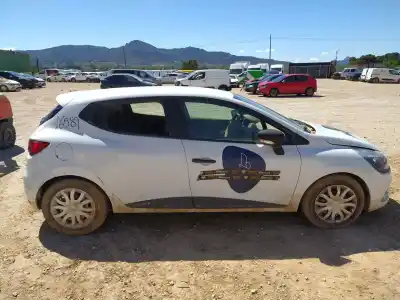 Veículo de Sucata renault clio iv (bh_) 1.5 dci 75 do ano 2018 alimentado k9k628