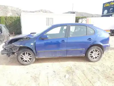 Здавання транспортного засобу SEAT LEON (1M1) 1.6 року 2001 потужний AKL Здавання транспортного засобу SEAT LEON (1M1) 1.6 року 2001 потужний AKL