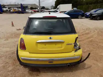 Veículo de Sucata mini mini (r50, r53) cooper do ano 2004 alimentado w10b16a