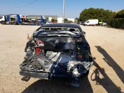 Véhicule à la ferraille volkswagen passat b6 (3c2) 2.0 tdi de l'année 2008 alimenté cbab