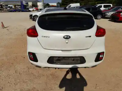 Veículo de Sucata kia cee'd (jd) 1.0 t-gdi do ano 2017 alimentado g3lc