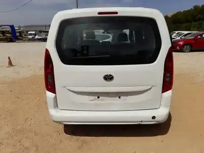 Veículo de Sucata toyota proace city verso monospace 1.5 d-4d 100 (bkymd) do ano 2021 alimentado yh01