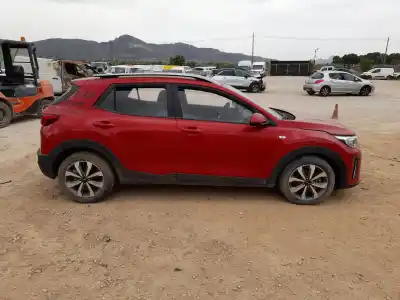 Véhicule à la ferraille kia stonic (yb) 1.0 t-gdi de l'année 2021 alimenté g3lf