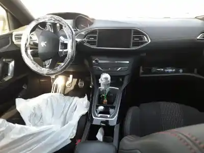 Здавання транспортного засобу peugeot 308 ii (lb_, lp_, lw_, lh_, l3_) 2.0 bluehdi 150 року 2017 потужний ah01