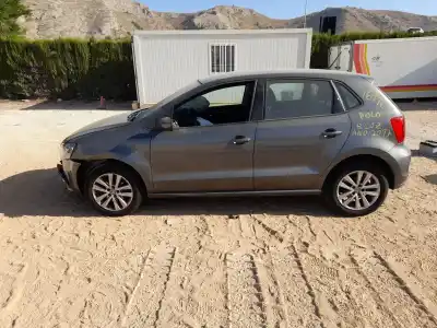 Vehicul casat VOLKSWAGEN POLO V (6R1, 6C1)  al anului 2017 alimentat CJZC
