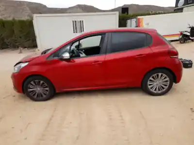 Vehicul casat PEUGEOT 208 I (CA_, CC_)  al anului 2019 alimentat YH01
